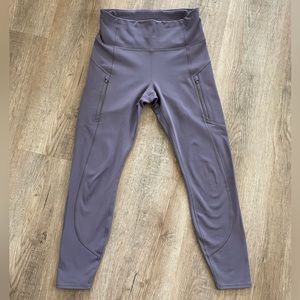 Athleta Rainier 7/8 Tight, lavender, size small.